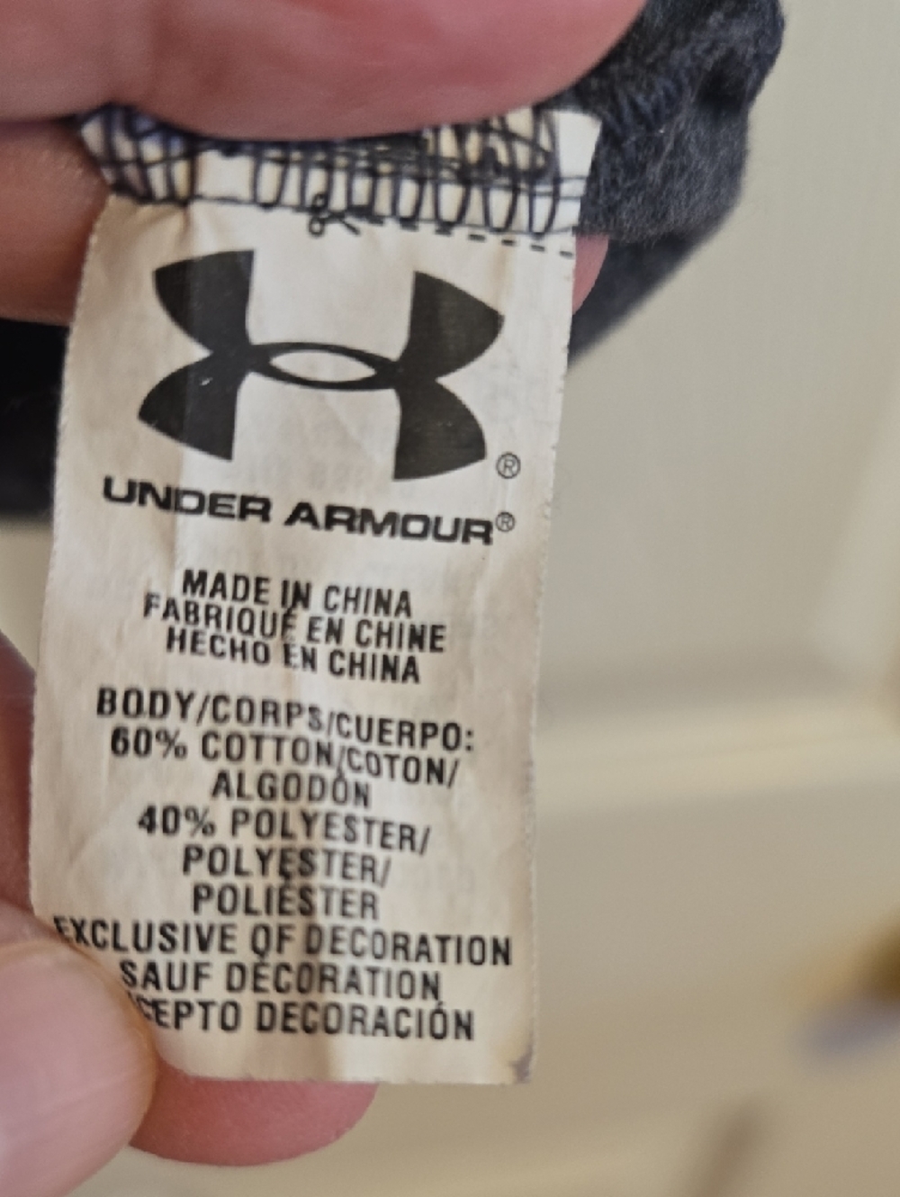 Under Armour Charcoal V-Neck‎ Tee with Neon Pink/Coral Logo - Picture 3 of 4